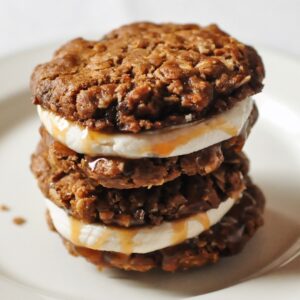 Vegan Gluten Free Oatmeal Cream Pies